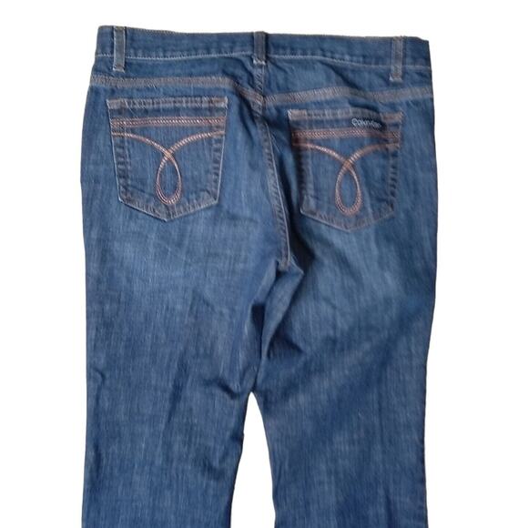 Calvin Klein Jeans, Dark Blue Denim, Bootcut, 29/8 Actual: 33W x 28.5L - Picture 7 of 11